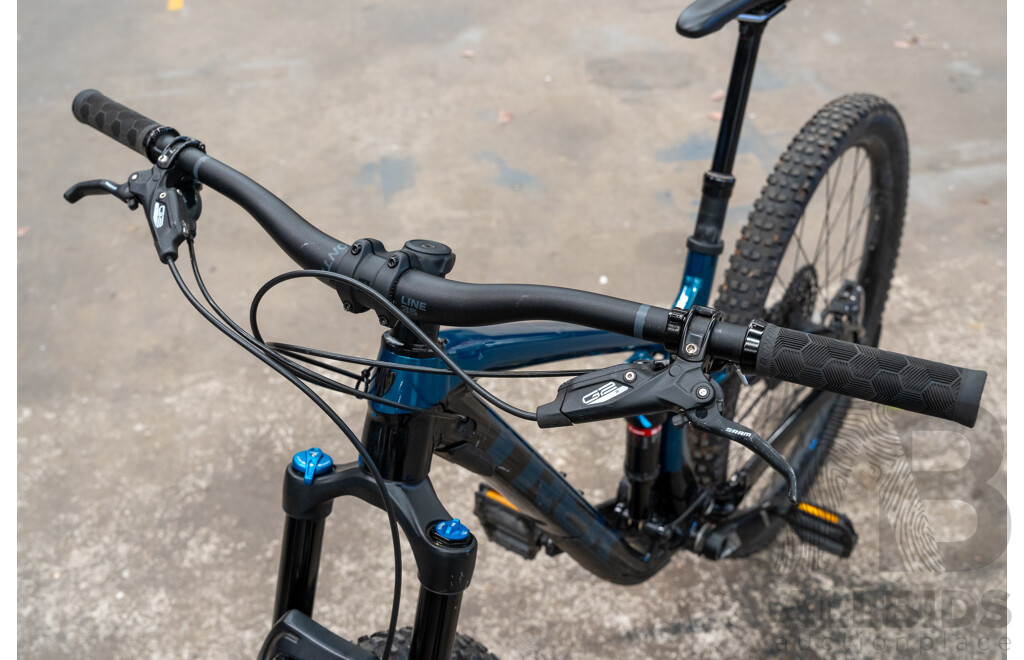 Trek Fuel-Ex-8 24 Speed Mountain Bike