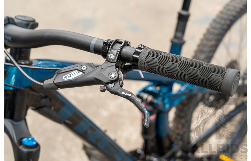 Trek Fuel-Ex-8 24 Speed Mountain Bike