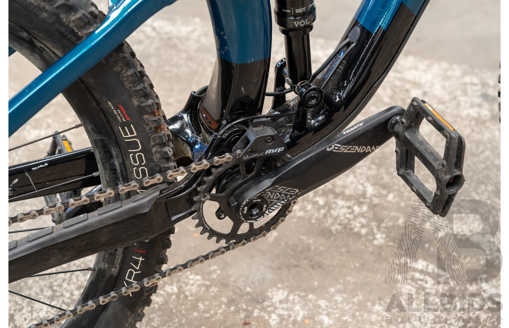 Trek Fuel-Ex-8 24 Speed Mountain Bike