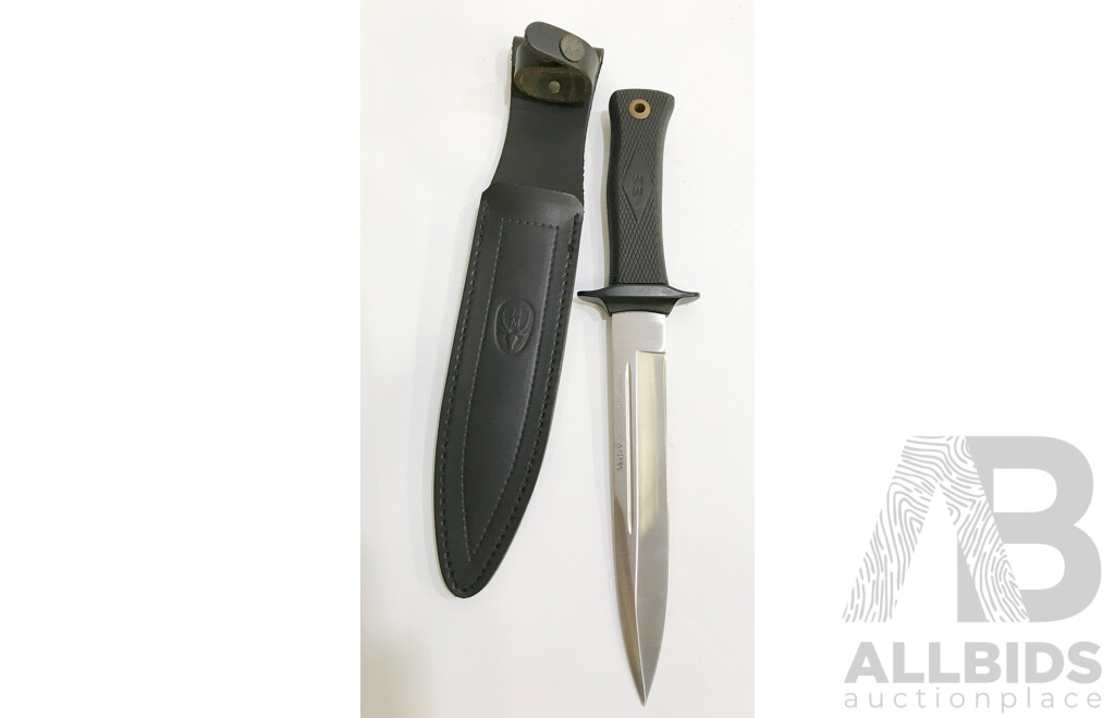 Muela Scorpion Knife with Leather Sheath