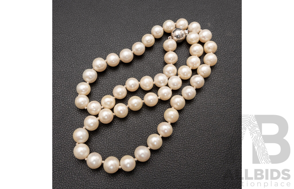 9ct White Gold 8.5mm Cultured Pearl Necklace, 45cm, with Ball Clasp