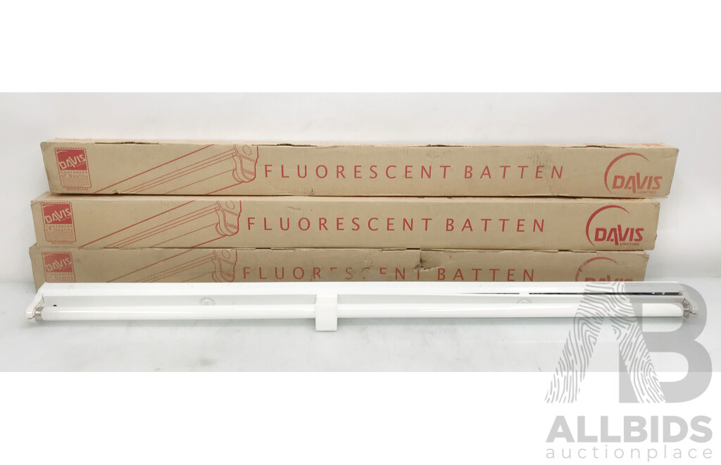 Davis Lighting (LP136EL) Fluorescent Batten Bare Tube - Lot of 3