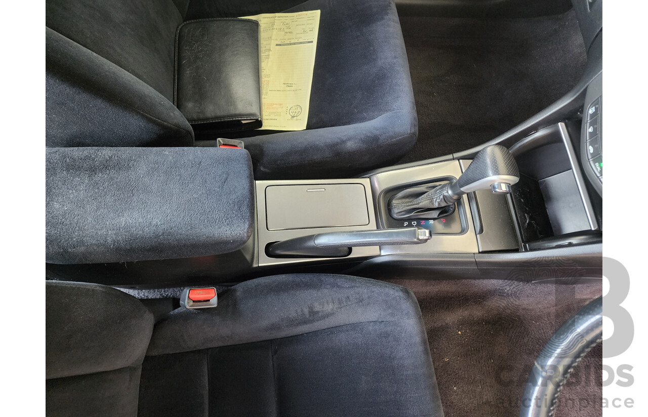 1/2004 Honda Accord EURO  4d Sedan Silver 2.4L