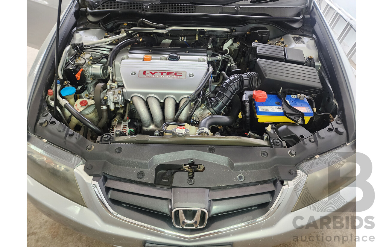 1/2004 Honda Accord EURO  4d Sedan Silver 2.4L