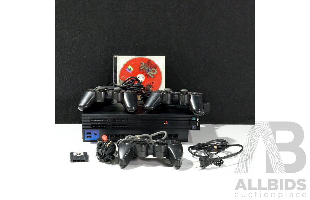 Sony Playstation 2 (SCPH-39000) Video Game Console with 3x Controllers, Monster Hunter 2 & Cables