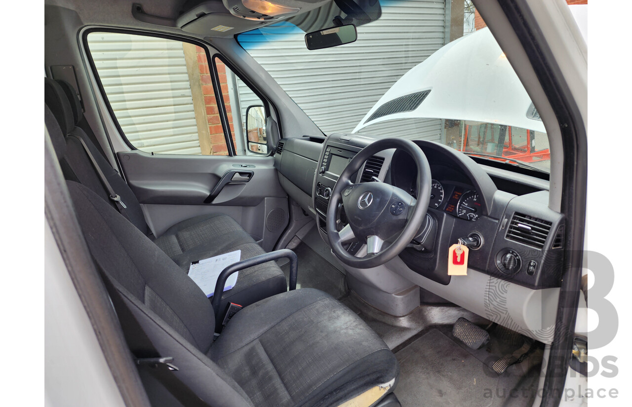 03/2015 Mercedes-Benz Sprinter 316 CDI Medium Wheelbase Auto MY14 2d White 2.1L