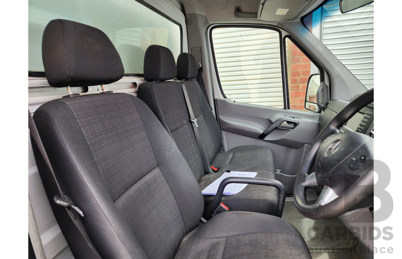 03/2015 Mercedes-Benz Sprinter 316 CDI Medium Wheelbase Auto MY14 2d White 2.1L