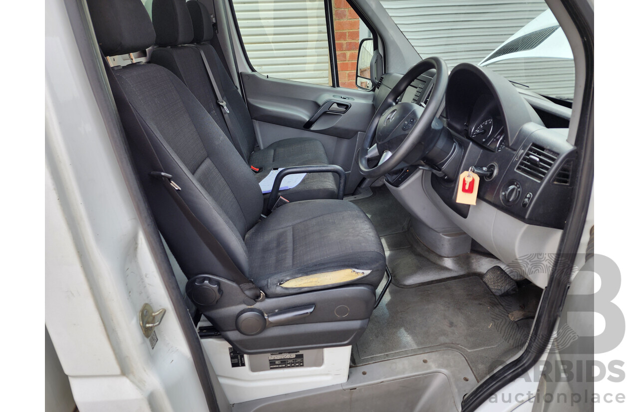03/2015 Mercedes-Benz Sprinter 316 CDI Medium Wheelbase Auto MY14 2d White 2.1L
