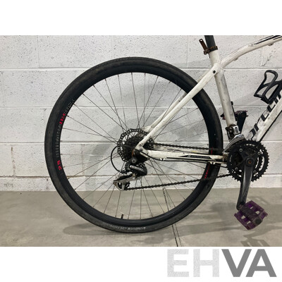 Specialized Pitch Sport - Medium 17.5