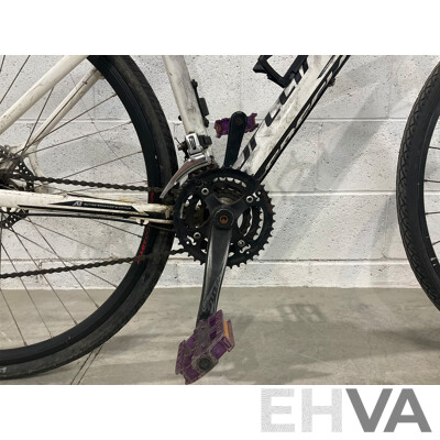 Specialized Pitch Sport - Medium 17.5