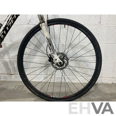Specialized Pitch Sport - Medium 17.5