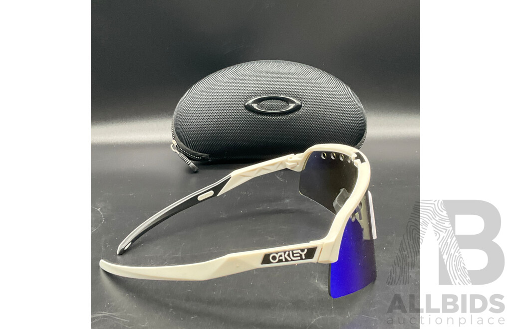 OAKLEY OO9465 Sutro Lite Sweep