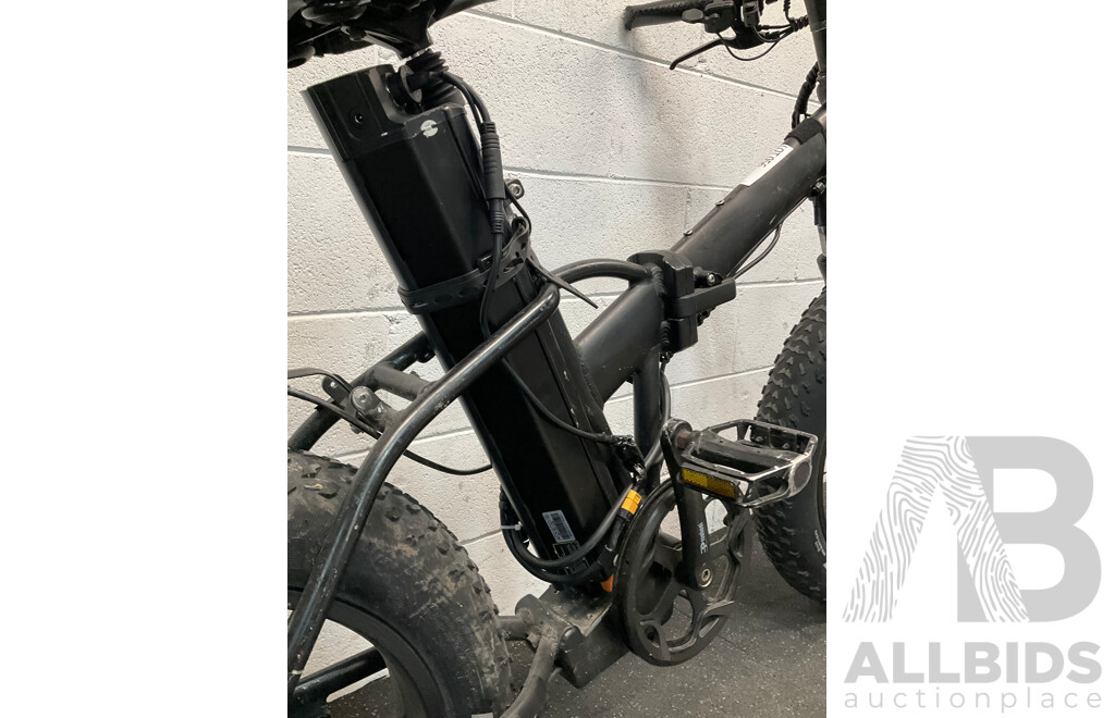 Black Folding Electric Bike