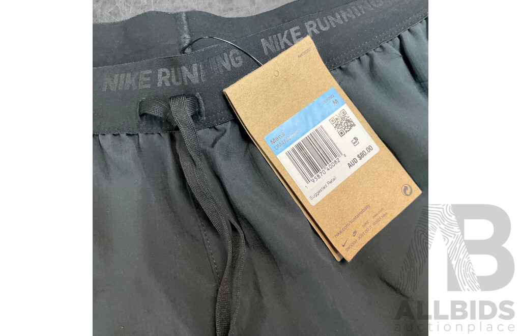 Nike Mens Size M Apparel - Lot of 5 - Total ORP $ 365