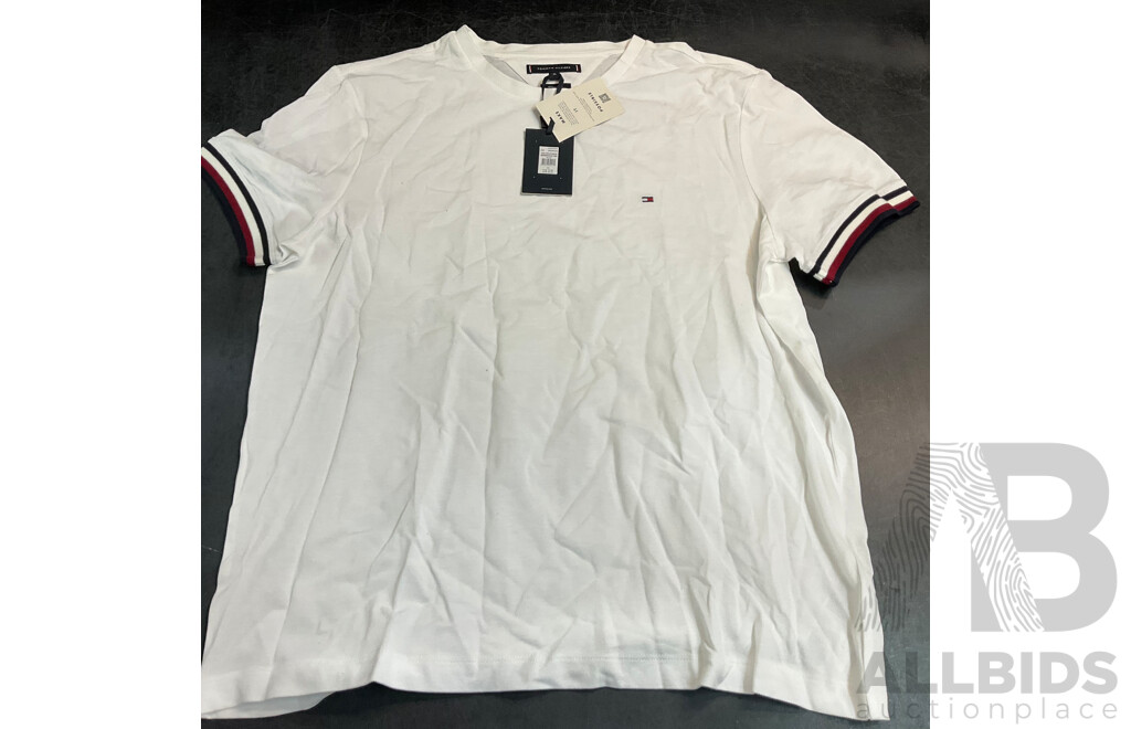 Kiss Chacey Black Size L Sweater & Supre Size XS Puffer Vest & Tommy Hilfiger White Size XL T-shirt - Lot of 3