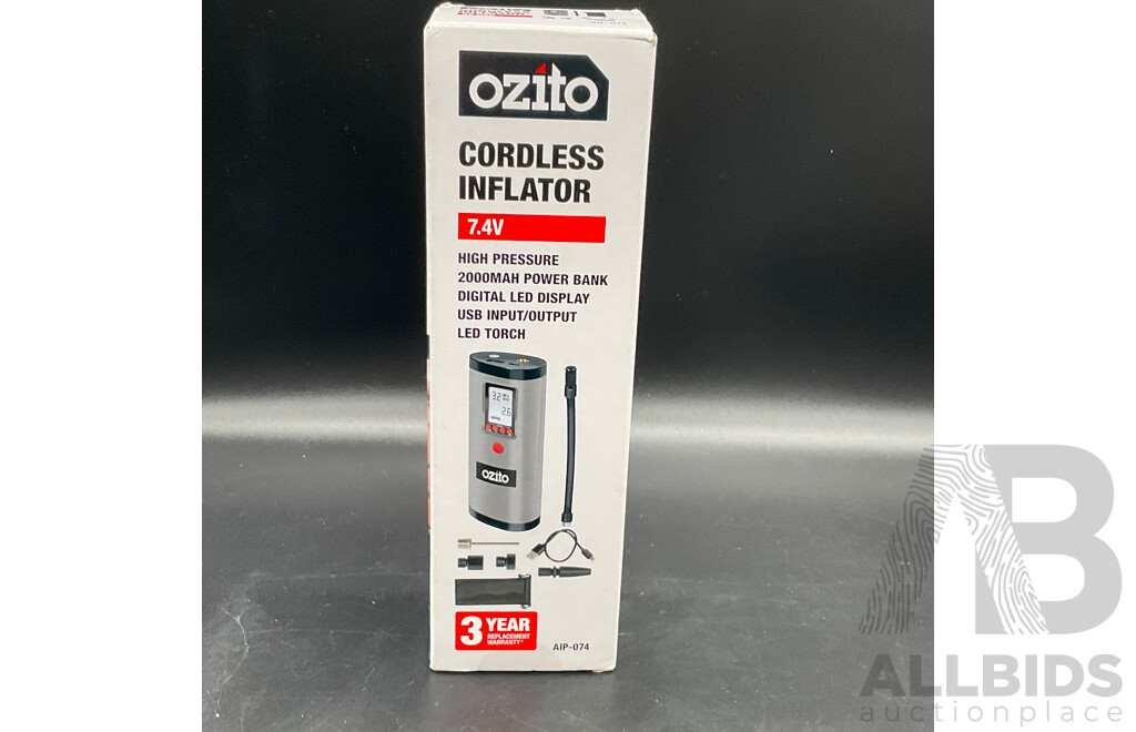 Type S 24'' Smart Lighting Starter Kit, Ozito Cordless Inflator and Gearup Steering Wheel Cover