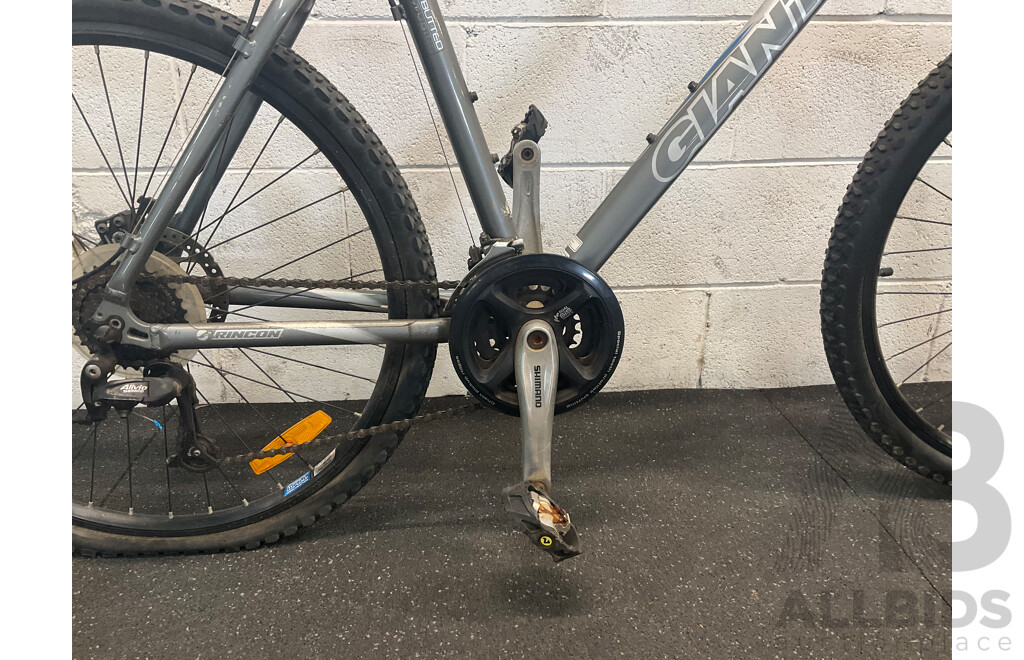 Giant Mountain Bike