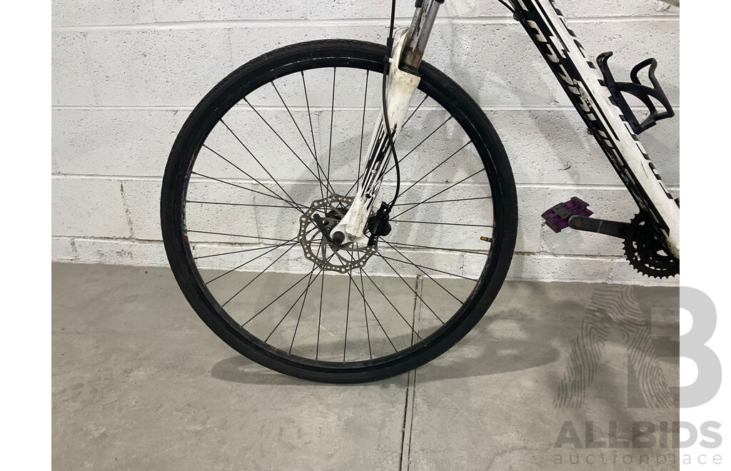 Specialized Pitch Sport - Medium 17.5