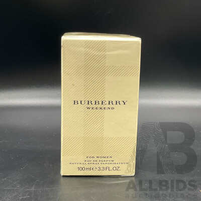Burberry Weekend for Women Eau De Parfum