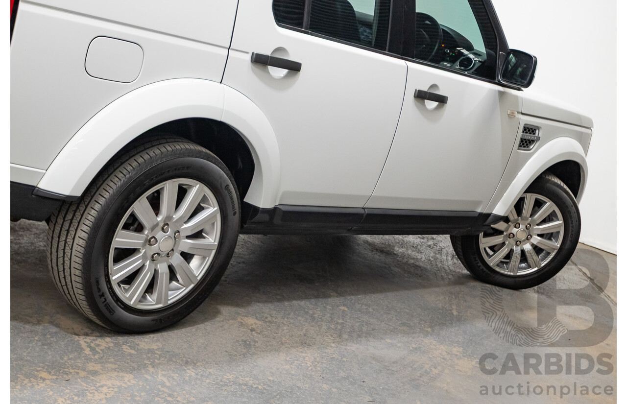12/2013 Land Rover Discovery 4 3.0 SDV6 SE (4x4) MY13 4D Wagon Fuji White Turbo Diesel 3.0L - 7 seats