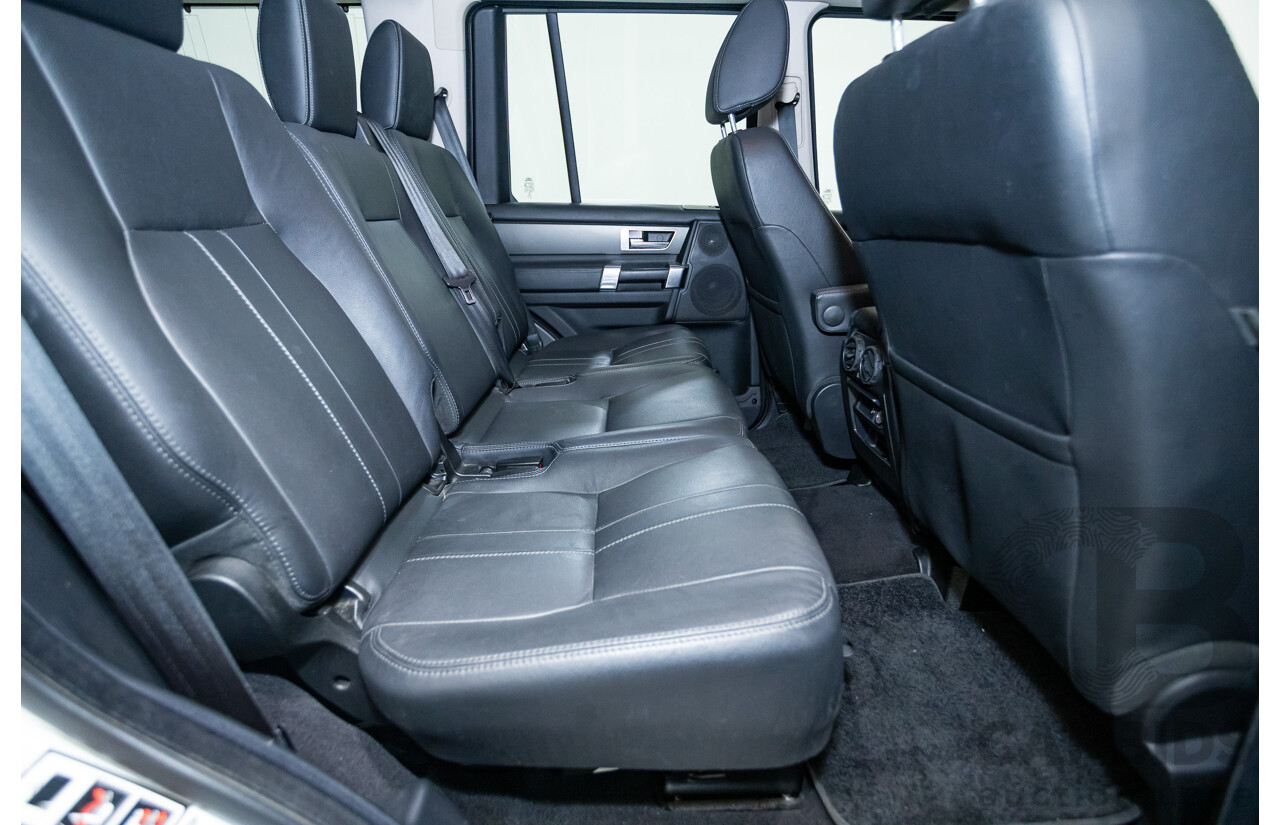 12/2013 Land Rover Discovery 4 3.0 SDV6 SE (4x4) MY13 4D Wagon Fuji White Turbo Diesel 3.0L - 7 seats