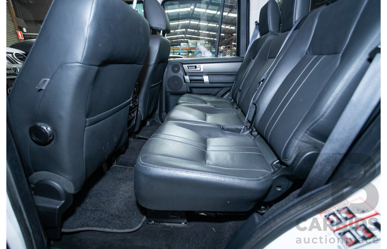 12/2013 Land Rover Discovery 4 3.0 SDV6 SE (4x4) MY13 4D Wagon Fuji White Turbo Diesel 3.0L - 7 seats