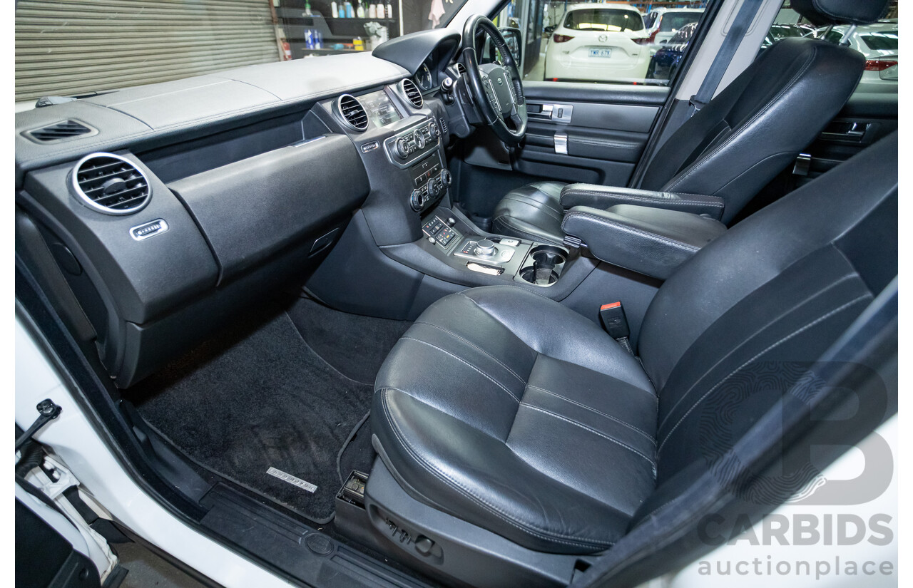 12/2013 Land Rover Discovery 4 3.0 SDV6 SE (4x4) MY13 4D Wagon Fuji White Turbo Diesel 3.0L - 7 seats