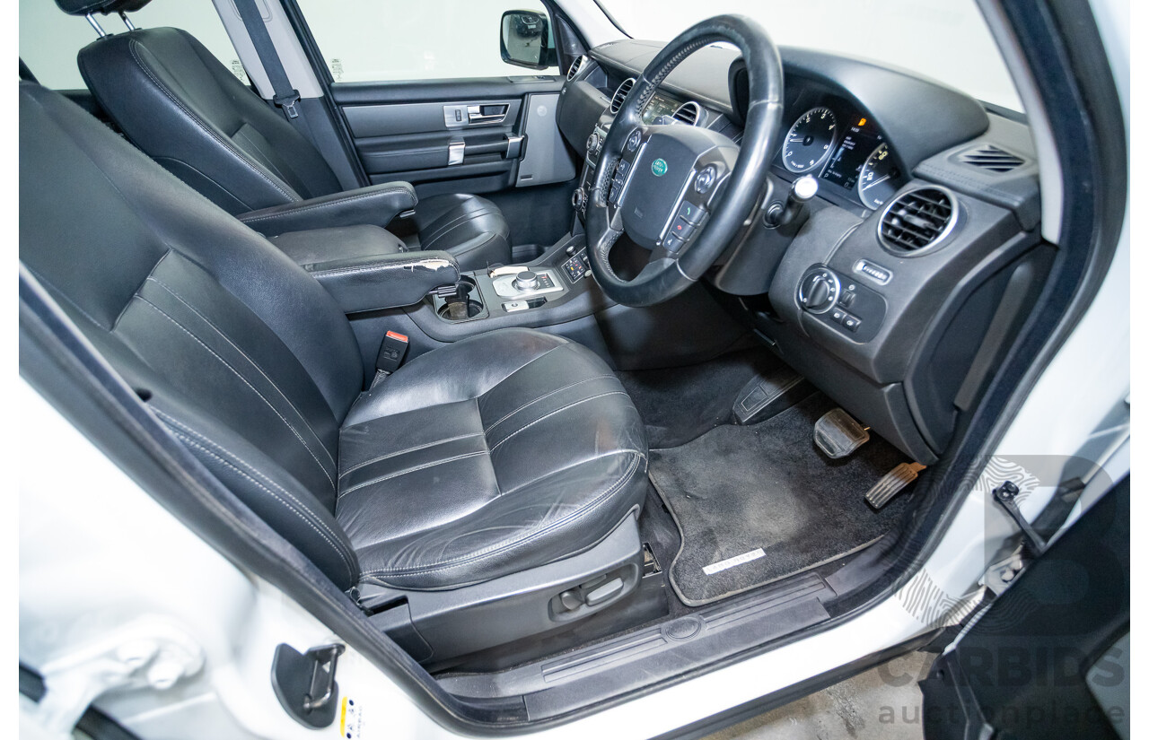 12/2013 Land Rover Discovery 4 3.0 SDV6 SE (4x4) MY13 4D Wagon Fuji White Turbo Diesel 3.0L - 7 seats