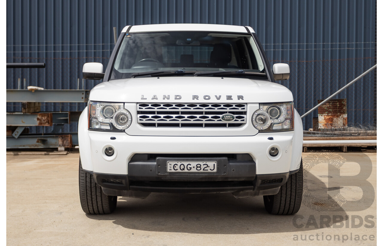 12/2013 Land Rover Discovery 4 3.0 SDV6 SE (4x4) MY13 4D Wagon Fuji White Turbo Diesel 3.0L - 7 seats