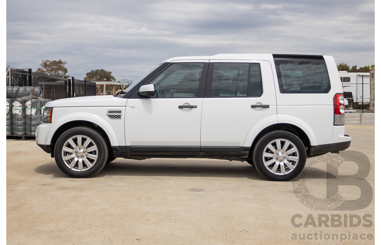 12/2013 Land Rover Discovery 4 3.0 SDV6 SE (4x4) MY13 4D Wagon Fuji White Turbo Diesel 3.0L - 7 seats