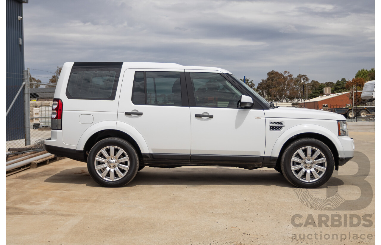 12/2013 Land Rover Discovery 4 3.0 SDV6 SE (4x4) MY13 4D Wagon Fuji White Turbo Diesel 3.0L - 7 seats