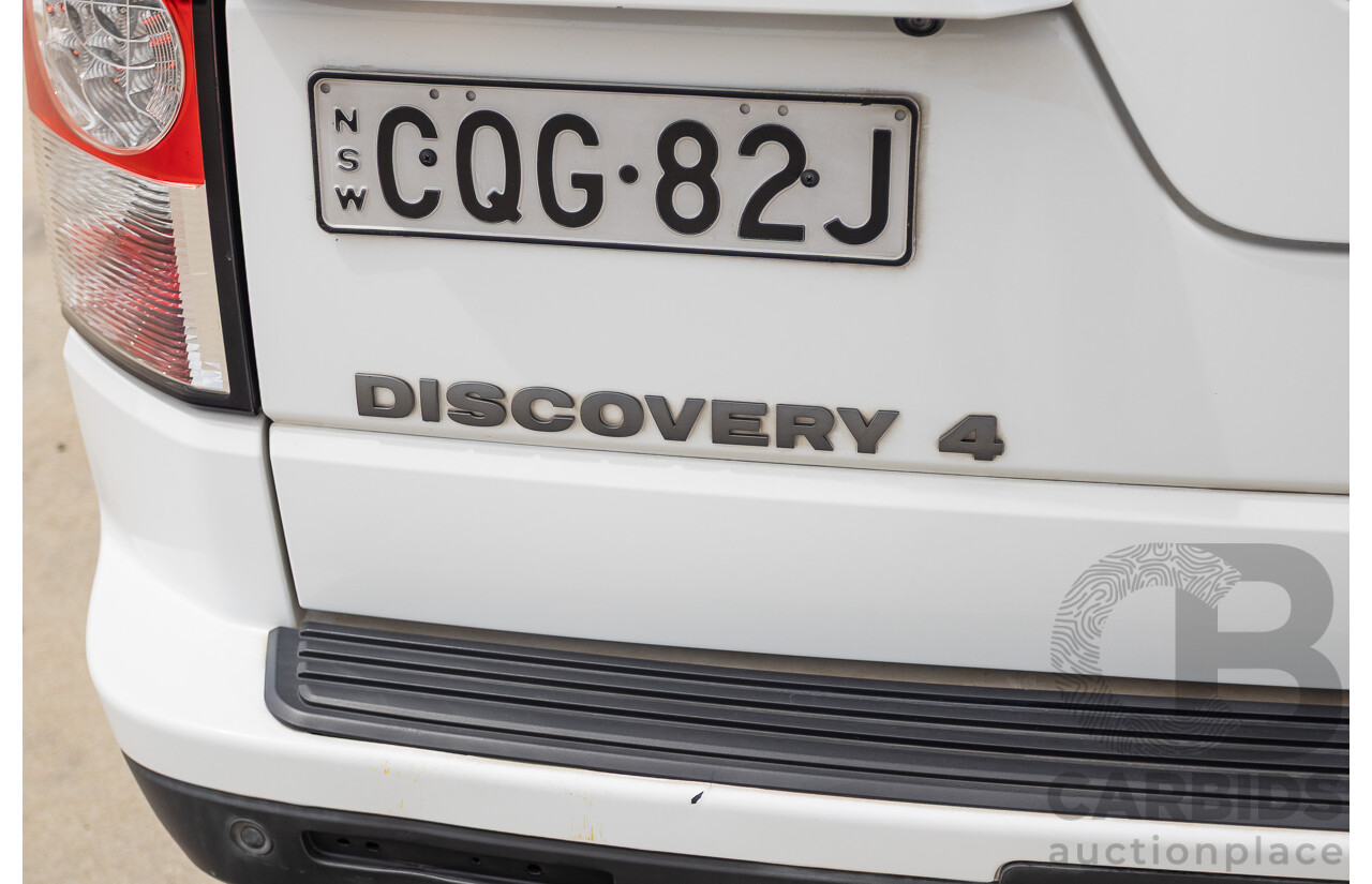 12/2013 Land Rover Discovery 4 3.0 SDV6 SE (4x4) MY13 4D Wagon Fuji White Turbo Diesel 3.0L - 7 seats