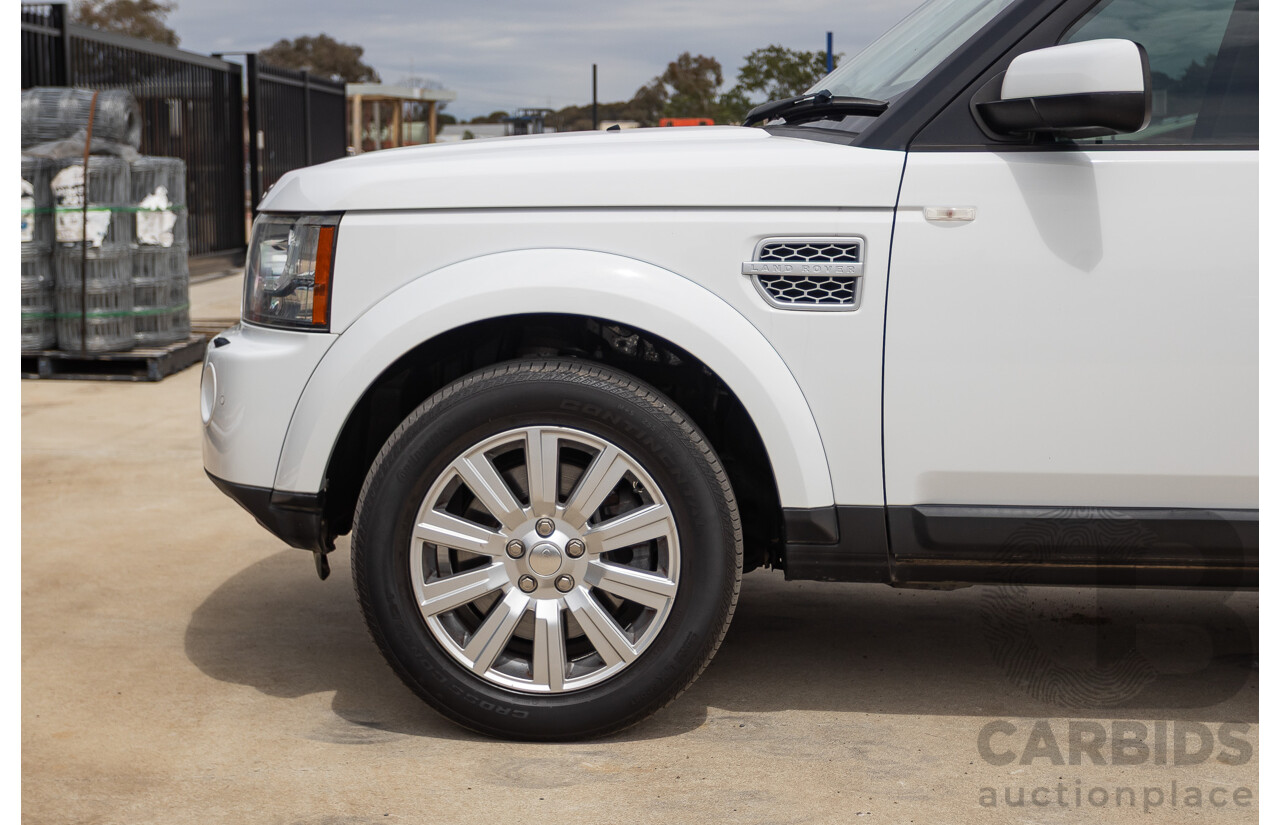 12/2013 Land Rover Discovery 4 3.0 SDV6 SE (4x4) MY13 4D Wagon Fuji White Turbo Diesel 3.0L - 7 seats