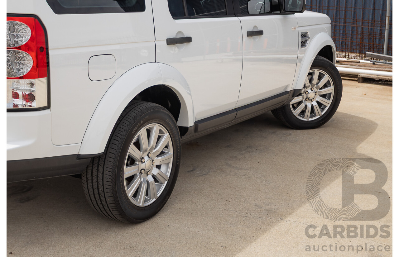 12/2013 Land Rover Discovery 4 3.0 SDV6 SE (4x4) MY13 4D Wagon Fuji White Turbo Diesel 3.0L - 7 seats
