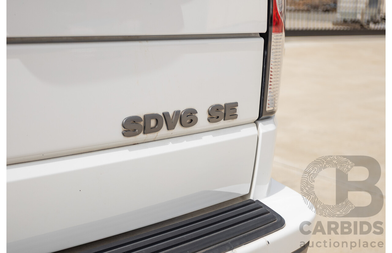 12/2013 Land Rover Discovery 4 3.0 SDV6 SE (4x4) MY13 4D Wagon Fuji White Turbo Diesel 3.0L - 7 seats