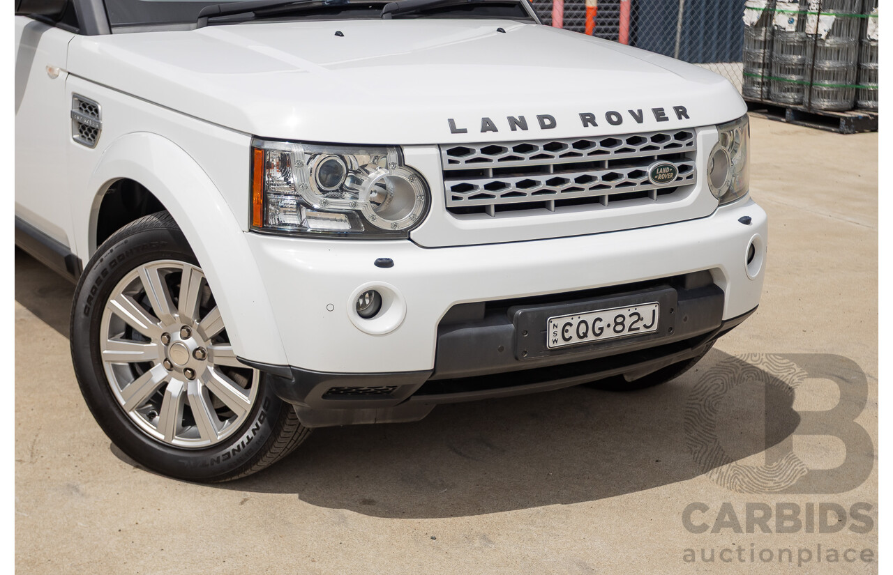 12/2013 Land Rover Discovery 4 3.0 SDV6 SE (4x4) MY13 4D Wagon Fuji White Turbo Diesel 3.0L - 7 seats