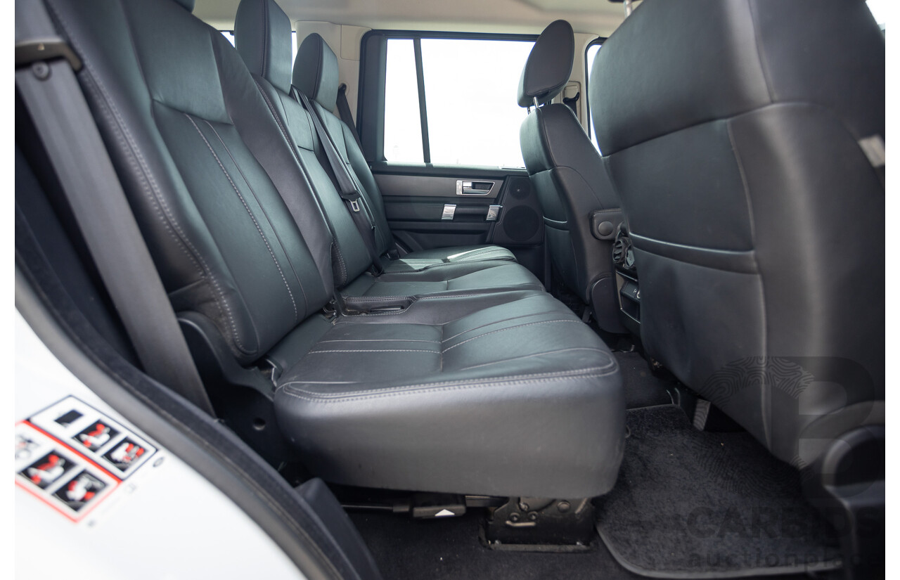 12/2013 Land Rover Discovery 4 3.0 SDV6 SE (4x4) MY13 4D Wagon Fuji White Turbo Diesel 3.0L - 7 seats