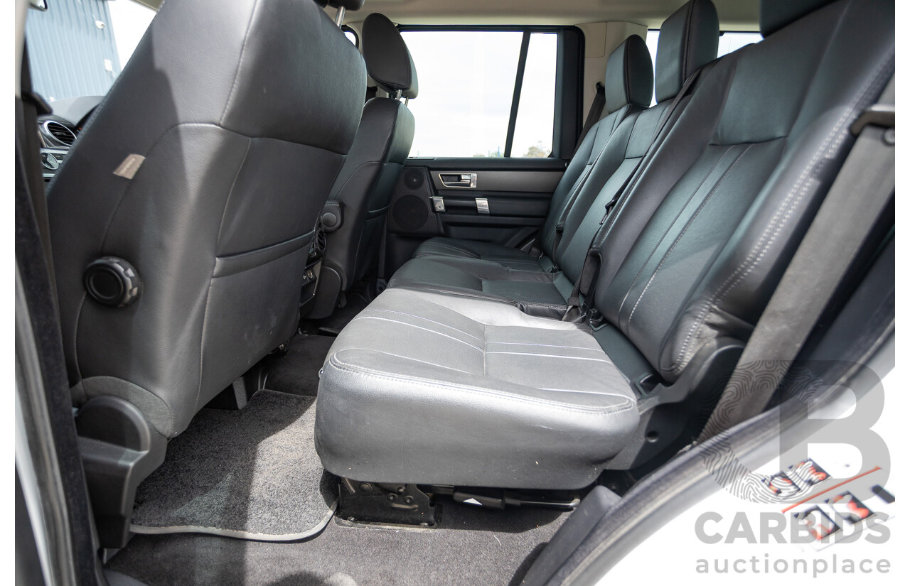 12/2013 Land Rover Discovery 4 3.0 SDV6 SE (4x4) MY13 4D Wagon Fuji White Turbo Diesel 3.0L - 7 seats