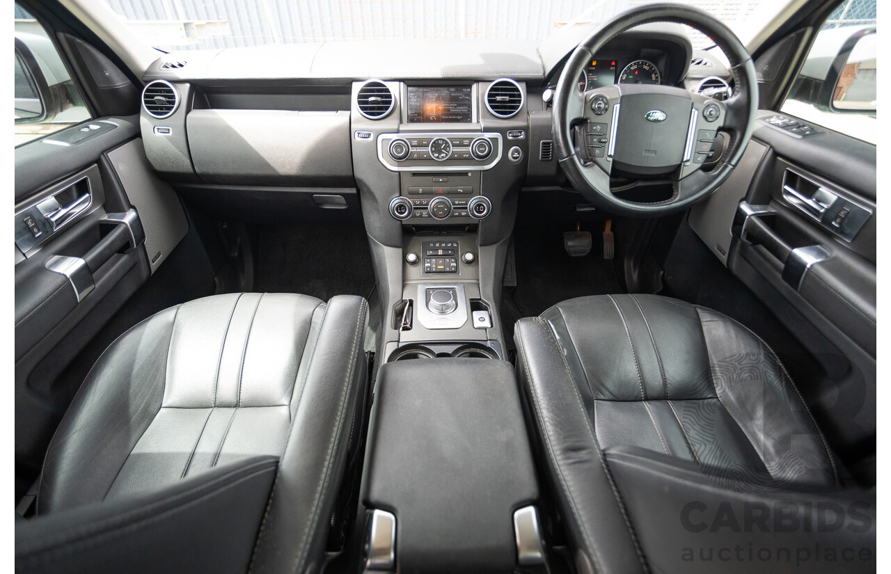 12/2013 Land Rover Discovery 4 3.0 SDV6 SE (4x4) MY13 4D Wagon Fuji White Turbo Diesel 3.0L - 7 seats