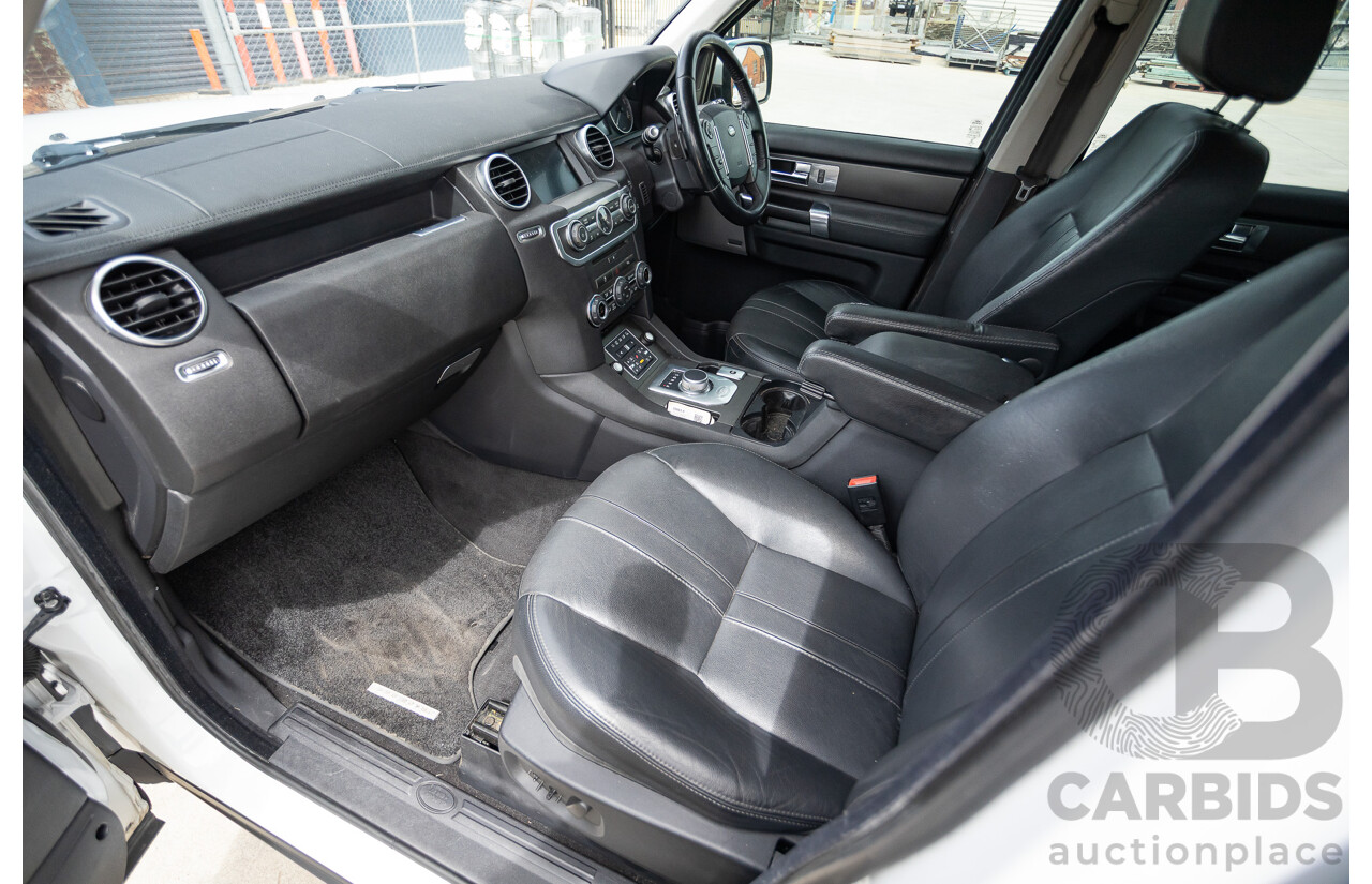 12/2013 Land Rover Discovery 4 3.0 SDV6 SE (4x4) MY13 4D Wagon Fuji White Turbo Diesel 3.0L - 7 seats