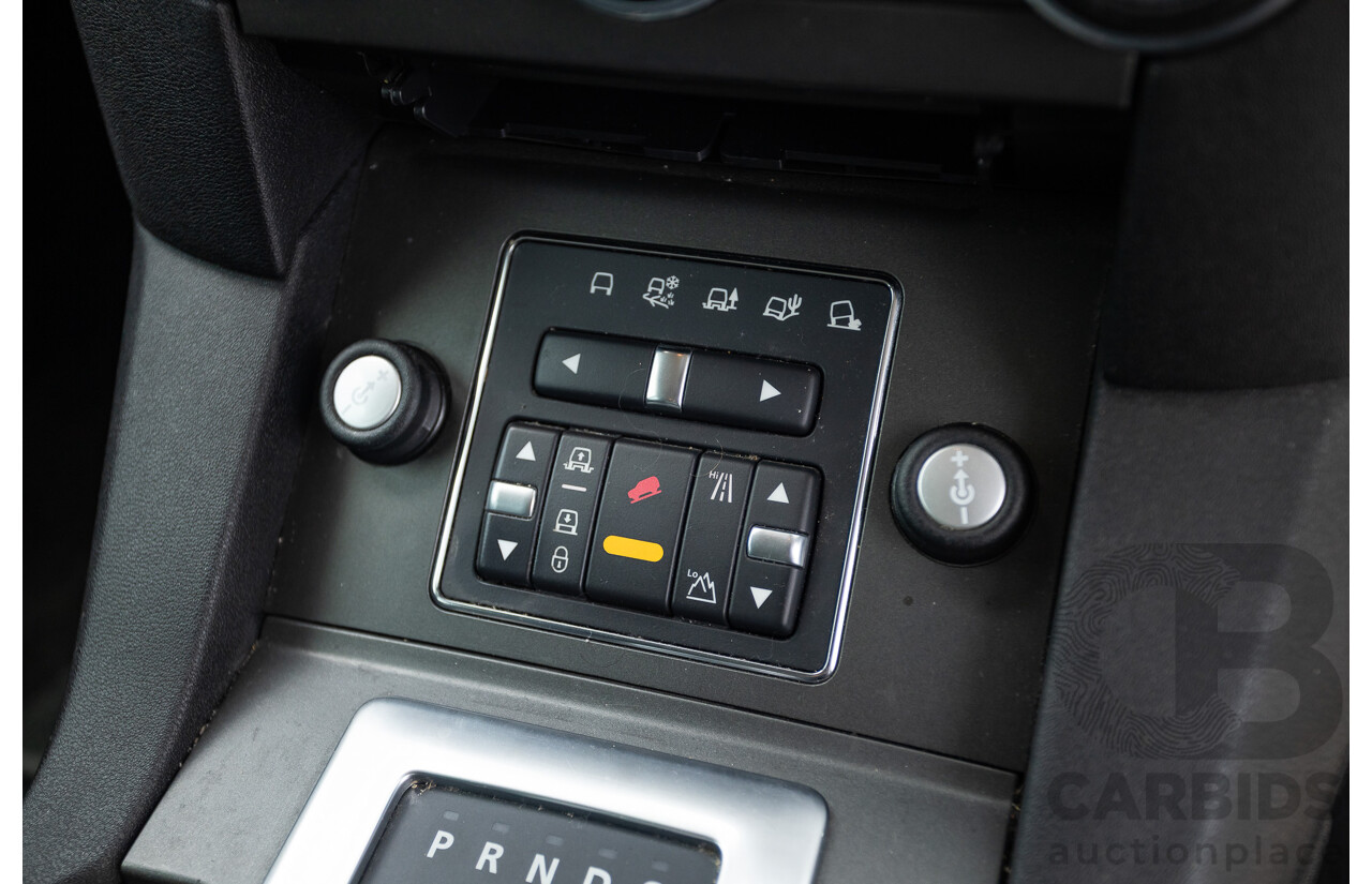 12/2013 Land Rover Discovery 4 3.0 SDV6 SE (4x4) MY13 4D Wagon Fuji White Turbo Diesel 3.0L - 7 seats