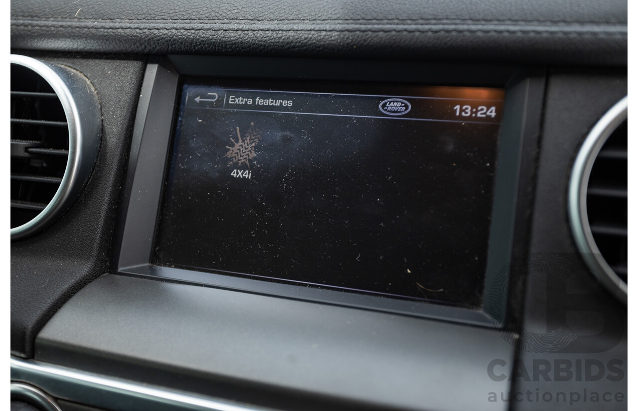 12/2013 Land Rover Discovery 4 3.0 SDV6 SE (4x4) MY13 4D Wagon Fuji White Turbo Diesel 3.0L - 7 seats