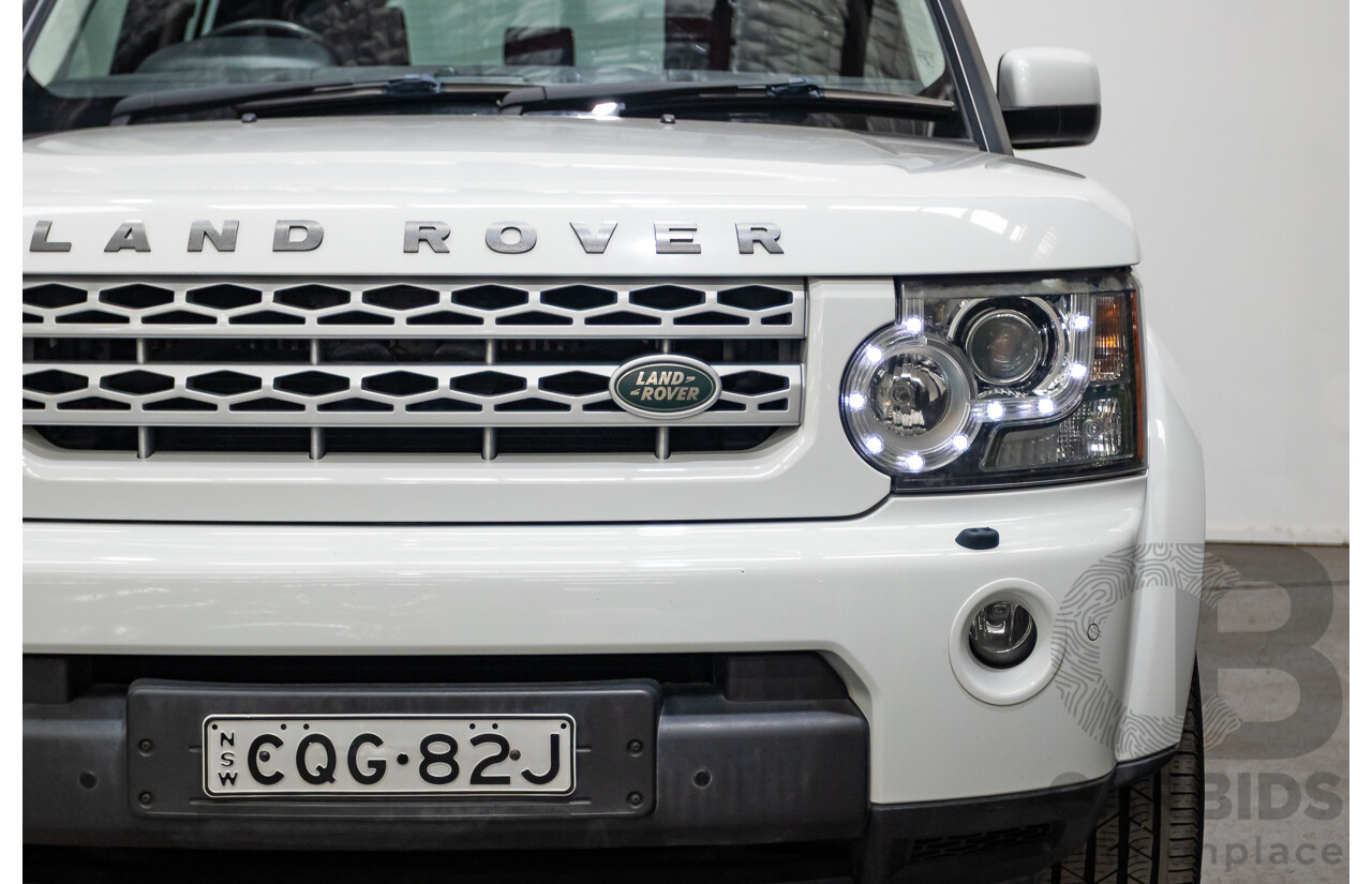 12/2013 Land Rover Discovery 4 3.0 SDV6 SE (4x4) MY13 4D Wagon Fuji White Turbo Diesel 3.0L - 7 seats