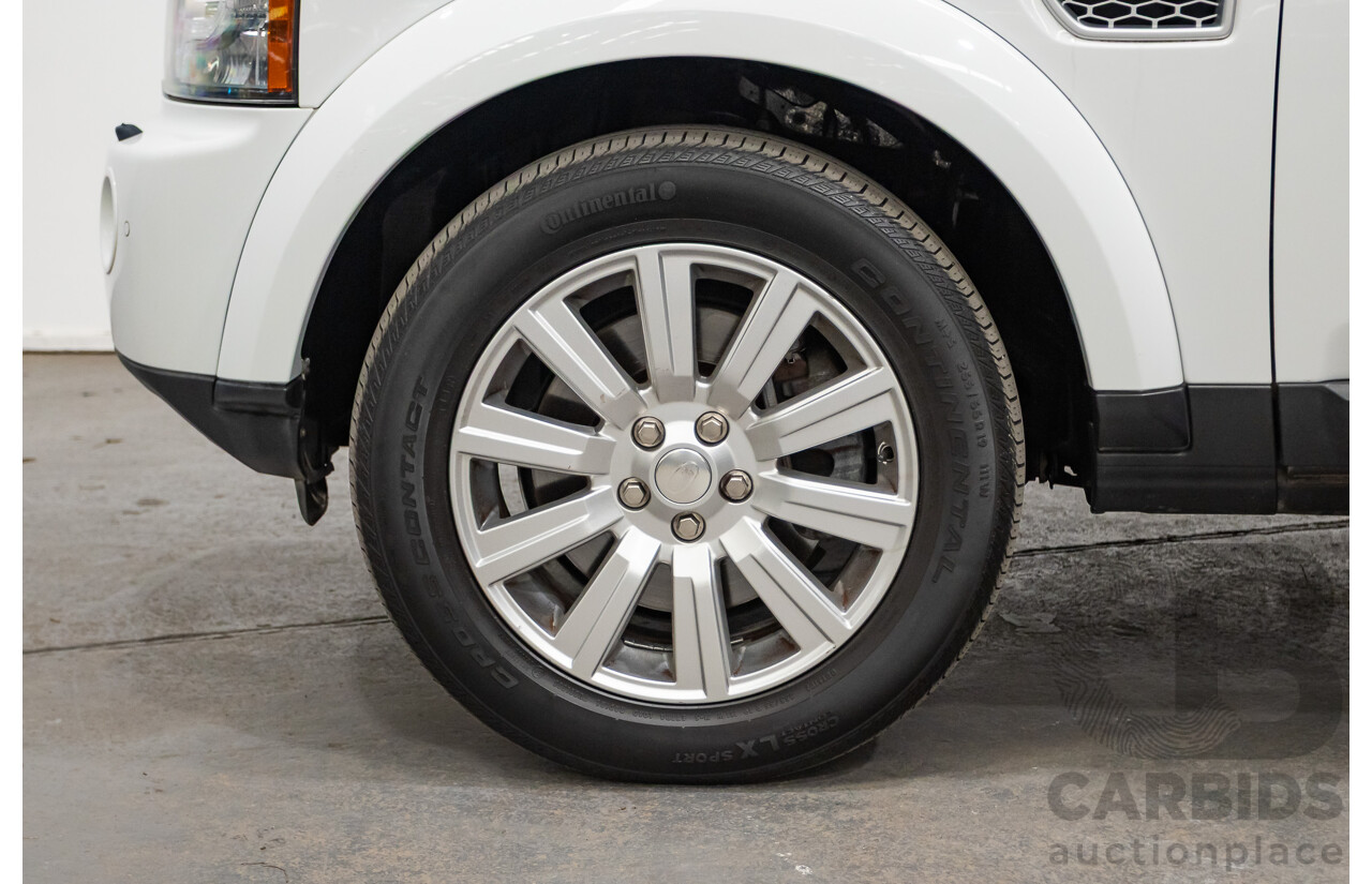 12/2013 Land Rover Discovery 4 3.0 SDV6 SE (4x4) MY13 4D Wagon Fuji White Turbo Diesel 3.0L - 7 seats