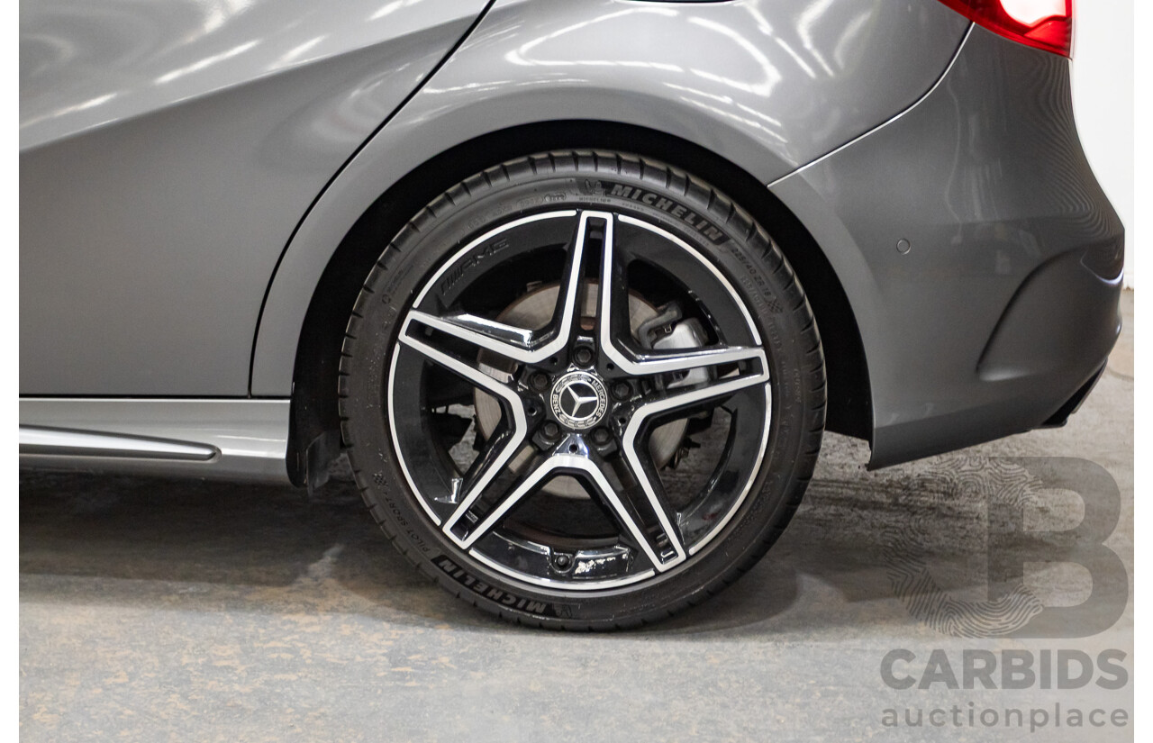 11/2015 Mercedes-Benz B250 4MATIC (AWD) 246 MY15 5D Hatchback Mountain Grey Metallic Turbo 2.0L