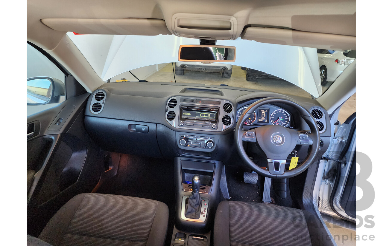 5/2012 Volkswagen Tiguan 132 TSI (4x4) 5NC MY12 4d Wagon Silver 2.0L