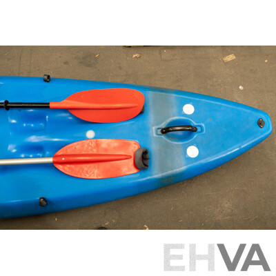Dolfinn 2 Person Kayak with Paddles