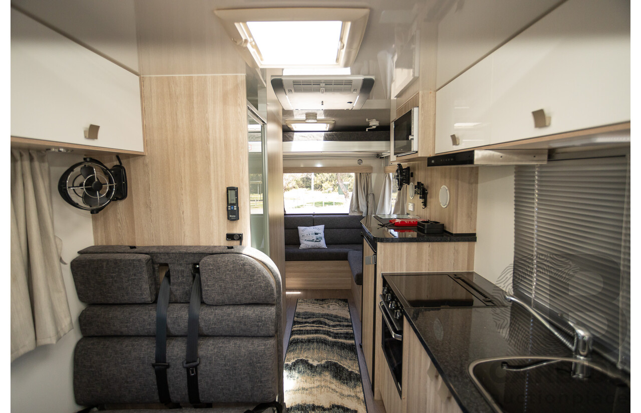 5/2019 Mercedes-Benz Sprinter 513 CDI Winnebago Balmoral RV Turbo Diesel 2.1L
