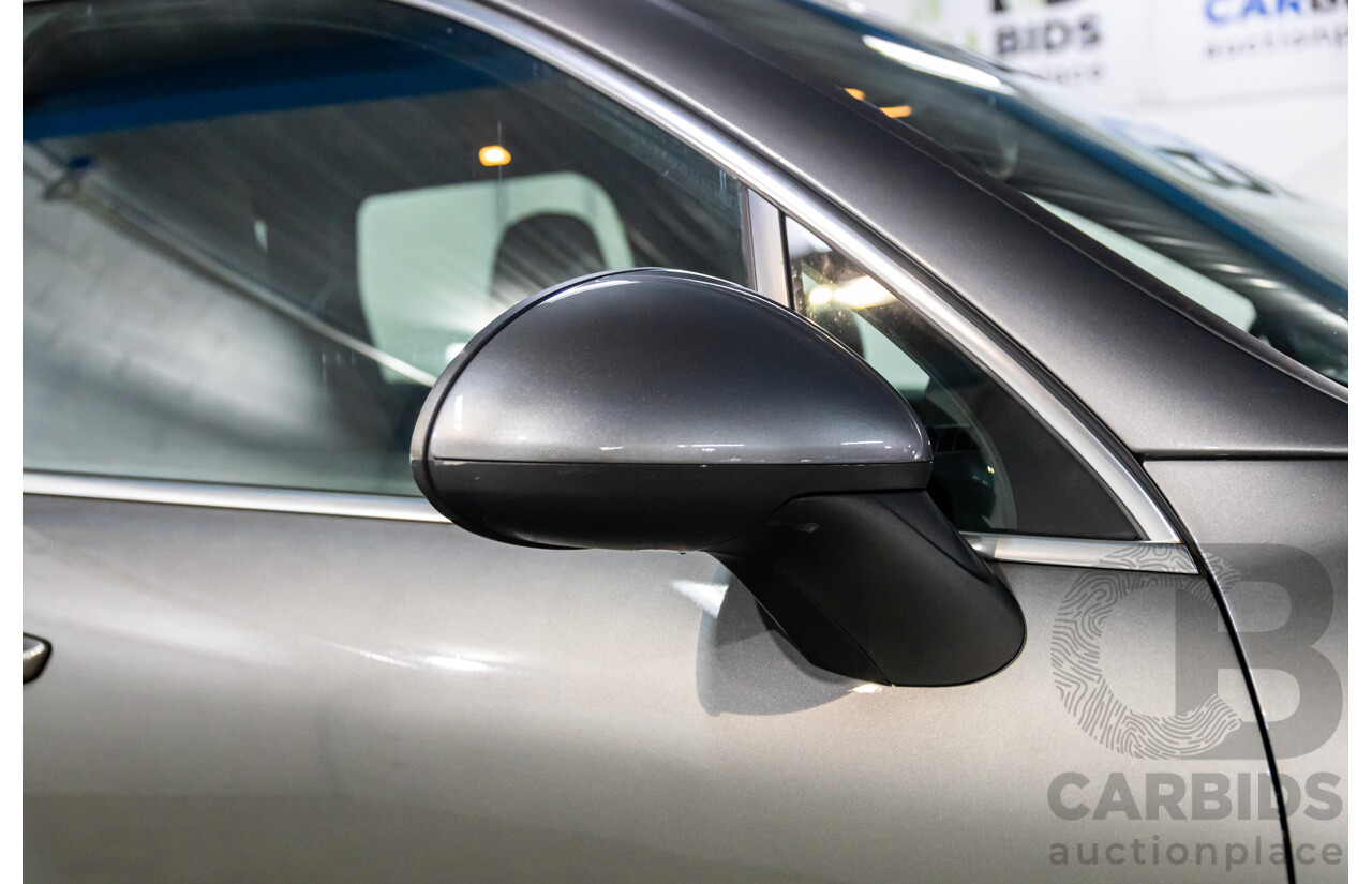 9/2013 Porsche Cayenne Diesel Series 2 MY14 4d Wagon Meteor Grey Metallic Turbo Diesel V6 3.0L