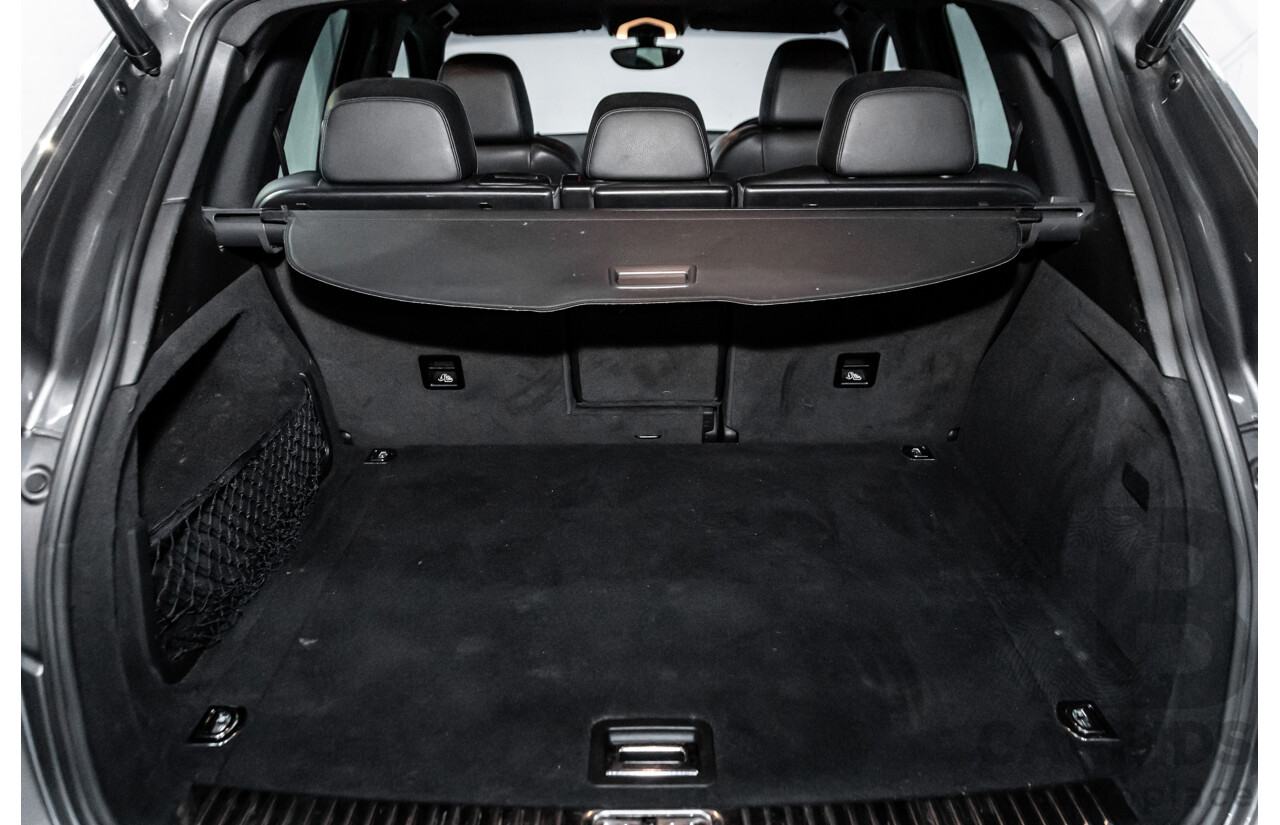 9/2013 Porsche Cayenne Diesel Series 2 MY14 4d Wagon Meteor Grey Metallic Turbo Diesel V6 3.0L